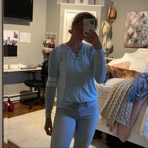 Blue long sleeve shirt - Picture 1 of 1